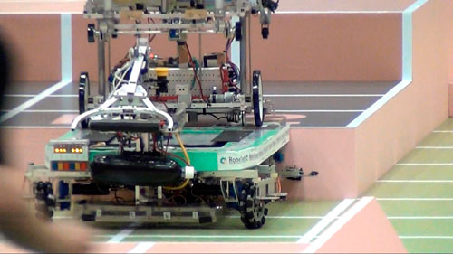 Robocon2012總決賽東京大學自動車（QL-13）.jpg